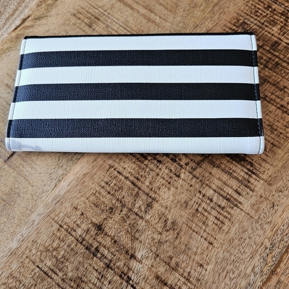But From the Kloth Striped Black White Wallet 7.5" X 4" - Picture 3 of 8